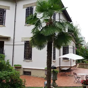 villa-puccini-venegono-superiore.it-lombardy.com/