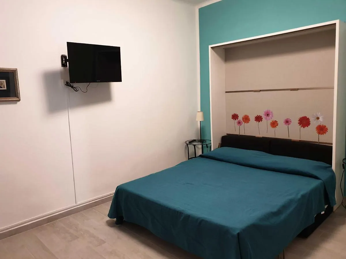 B&B Red Horse Pisa 0*,  Italien